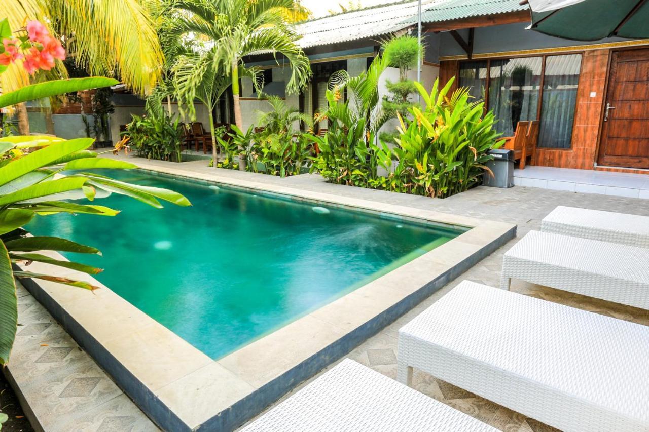 Oyo 1322 Mentari Homestay Gili Trawangan Exterior foto